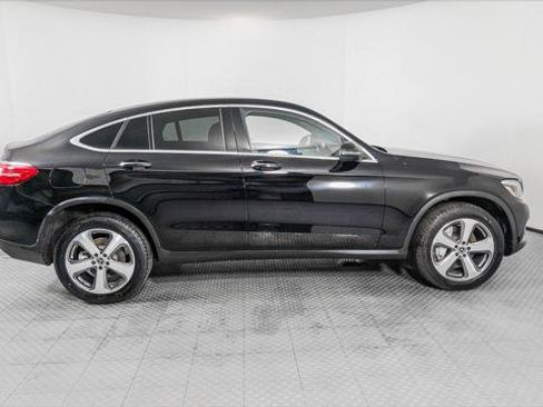 Used 2018 Mercedes-Benz GLC 300 4MATIC Coupe image 9