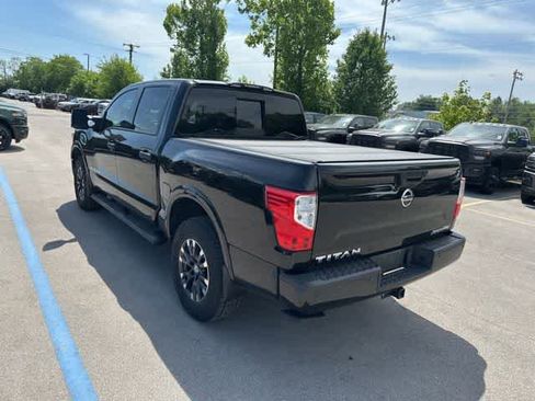 Used 2017 Nissan Titan PRO-4X w/ Pro-4x Convenience Package AWD/4WD image 17