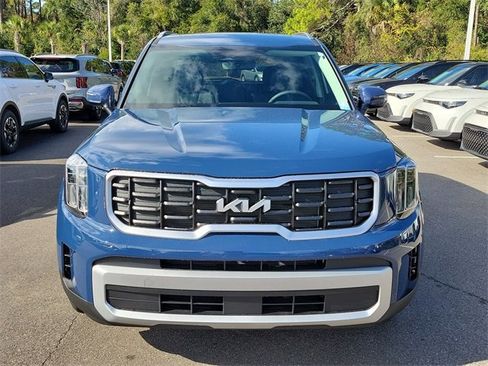 New 2025 Kia Telluride S image 2