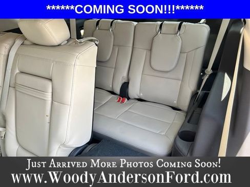 Used 2024 Ford Explorer Platinum w/ Technology Package AWD/4WD image 17