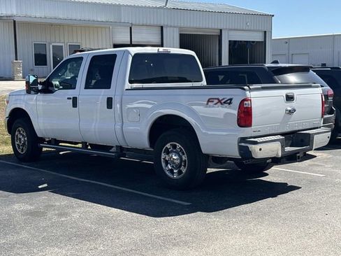 Used 2016 Ford F250 XLT w/ XLT Premium Package image 4