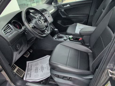 Certified 2021 Volkswagen Tiguan SE R-Line AWD/4WD image 14