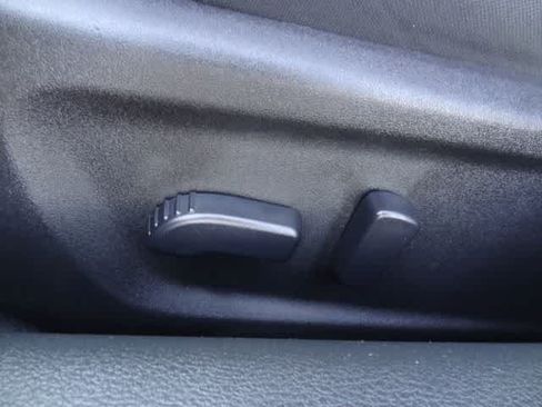 Used 2025 Nissan Altima 2.5 SV FWD image 7
