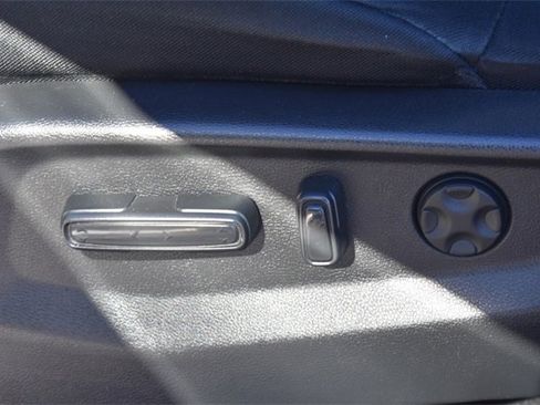 Used 2019 Honda CR-V EX image 22