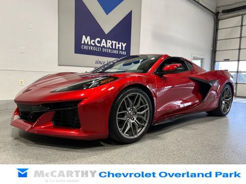 Used 2024 Chevrolet Corvette Z06 RWD image 9