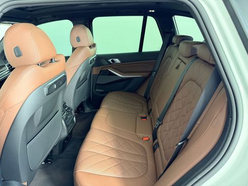 Certified 2024 BMW X5 sDrive40i w/ M Sport Package image 13