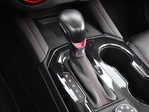 Used 2021 Chevrolet Blazer RS w/ Enhanced Convenience Package image 30