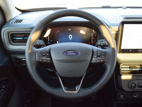 New 2026 Ford Maverick Lobo image 8