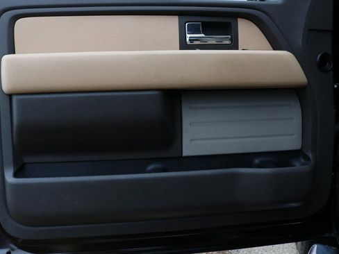 Used 2013 Ford F150 XLT w/ Luxury Equipment Group image 21