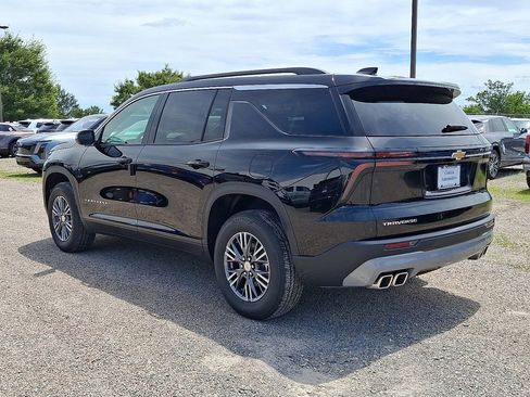New 2025 Chevrolet Traverse LT image 31
