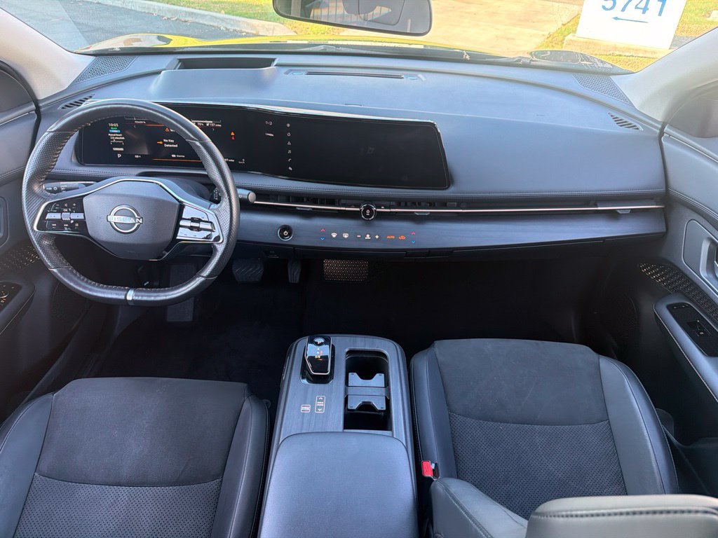 Used 2023 Nissan Ariya AWD image 13