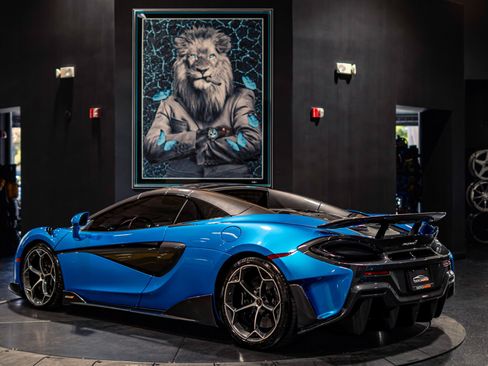 Used 2020 McLaren 600LT Spider RWD image 38