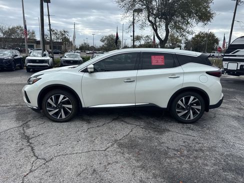 Used 2024 Nissan Murano SL image 9