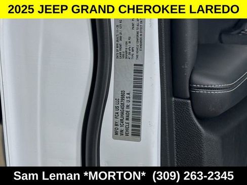 New 2025 Jeep Grand Cherokee Laredo image 30