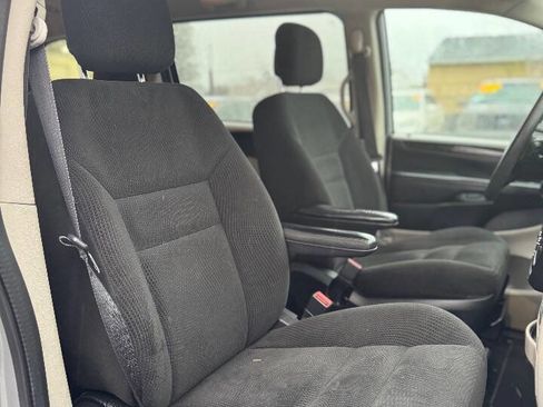 Used 2017 Dodge Grand Caravan SE w/ Power Window Group image 6