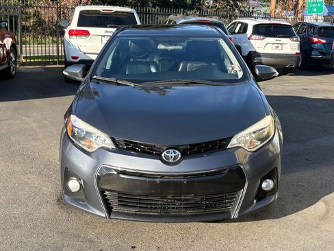 Used 2015 Toyota Corolla S image 2