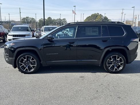 New 2026 Jeep Cherokee Overland image 7