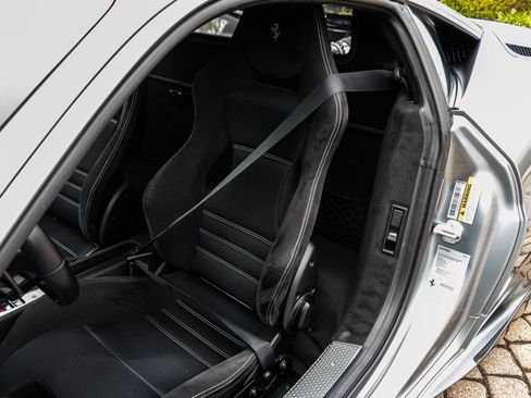 Used 2014 Ferrari 458 Speciale Coupe RWD image 6