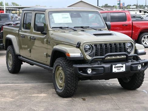 New 2026 Jeep Gladiator Willys image 2