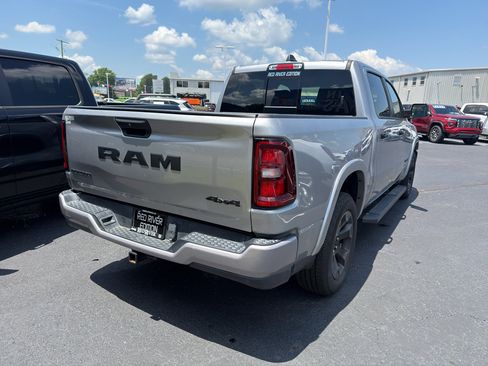 Used 2025 RAM 1500 Big Horn AWD/4WD image 33