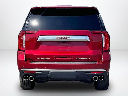 Used 2024 GMC Yukon XL Denali w/ Advanced Technology Package AWD/4WD image 7