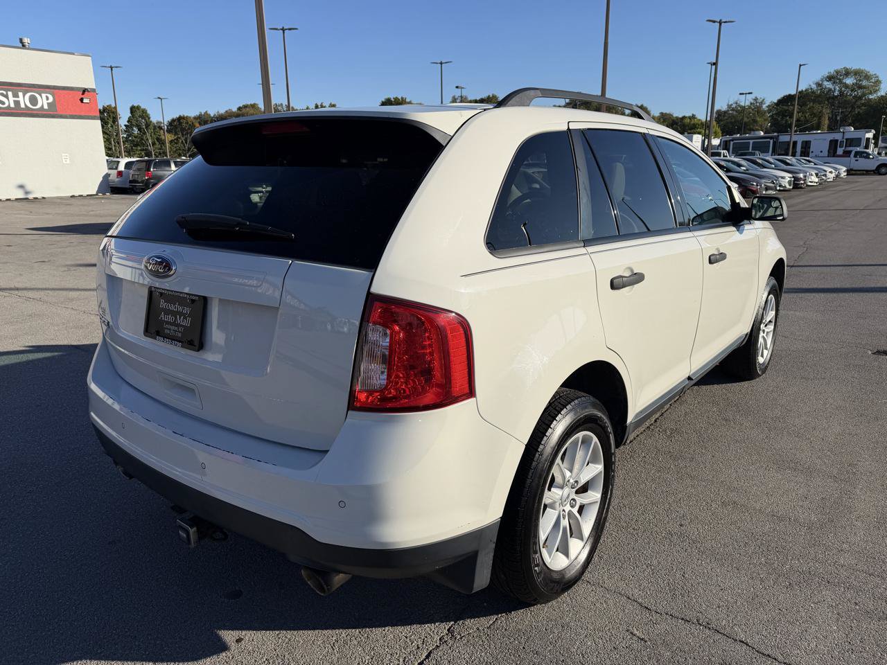Used 2013 Ford Edge SE FWD image 3