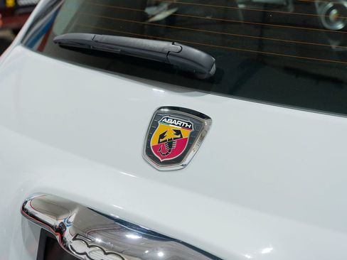 Used 2016 FIAT 500 Abarth FWD image 9