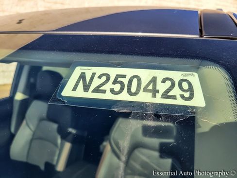 New 2025 Nissan Pathfinder Platinum image 22