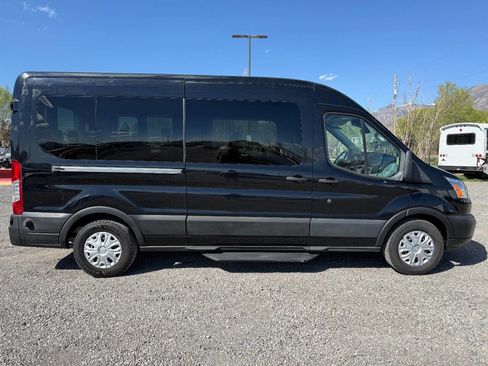 Used 2019 Ford Transit 350 XLT image 2