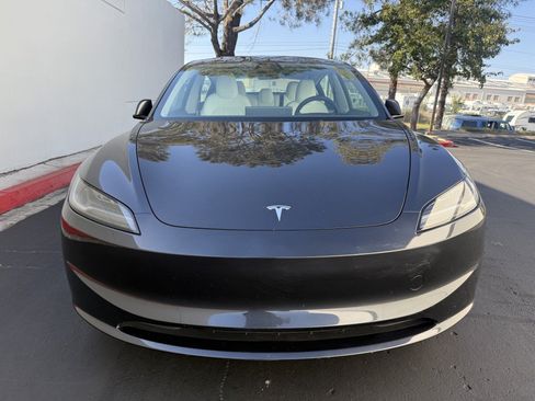 Used 2025 Tesla Model 3 RWD image 6