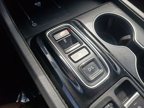 Used 2023 Honda Pilot Elite image 15