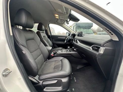 Used 2021 MAZDA CX-5 Touring image 29