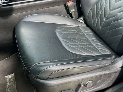 Used 2023 Kia Sportage X-Line w/ X-Line Premium Package image 9