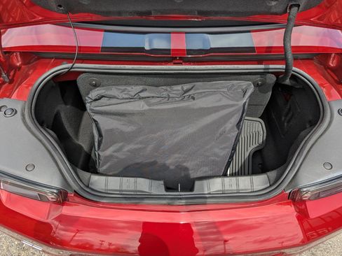 Used 2021 Chevrolet Camaro SS RWD image 37