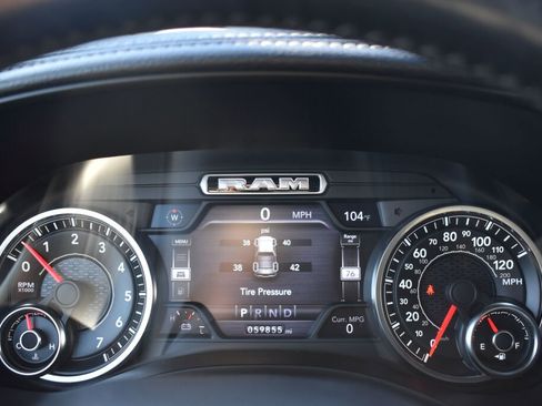 Used 2019 RAM 1500 Laramie image 21