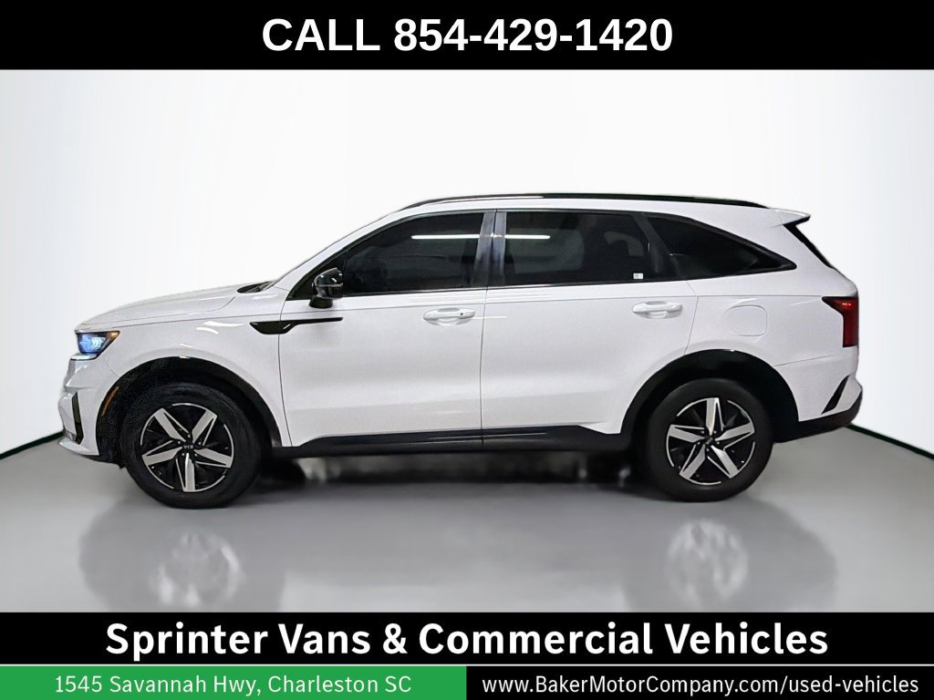 Used 2021 Kia Sorento S FWD image 2