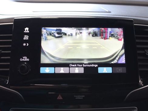 Used 2021 Honda Pilot Touring image 21