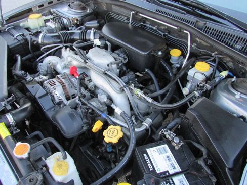 Used 2008 Subaru Outback 2.5i image 12