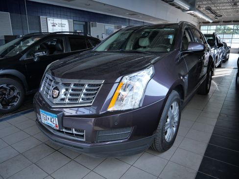 Used 2015 Cadillac SRX Luxury w/ Driver Awareness Package FWD image 4
