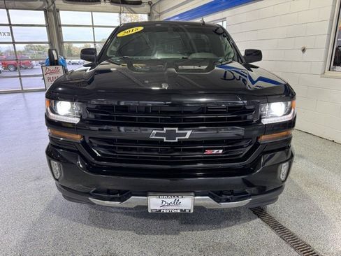 Used 2018 Chevrolet Silverado 1500 LT image 3