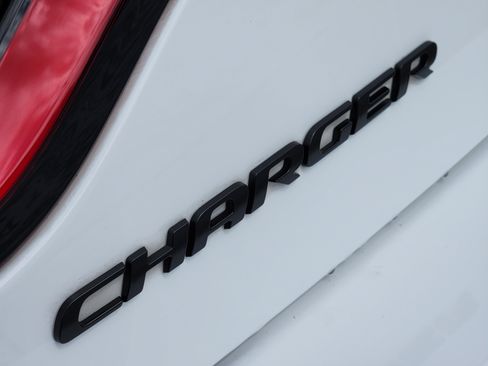 Used 2021 Dodge Charger SRT Hellcat RWD image 12