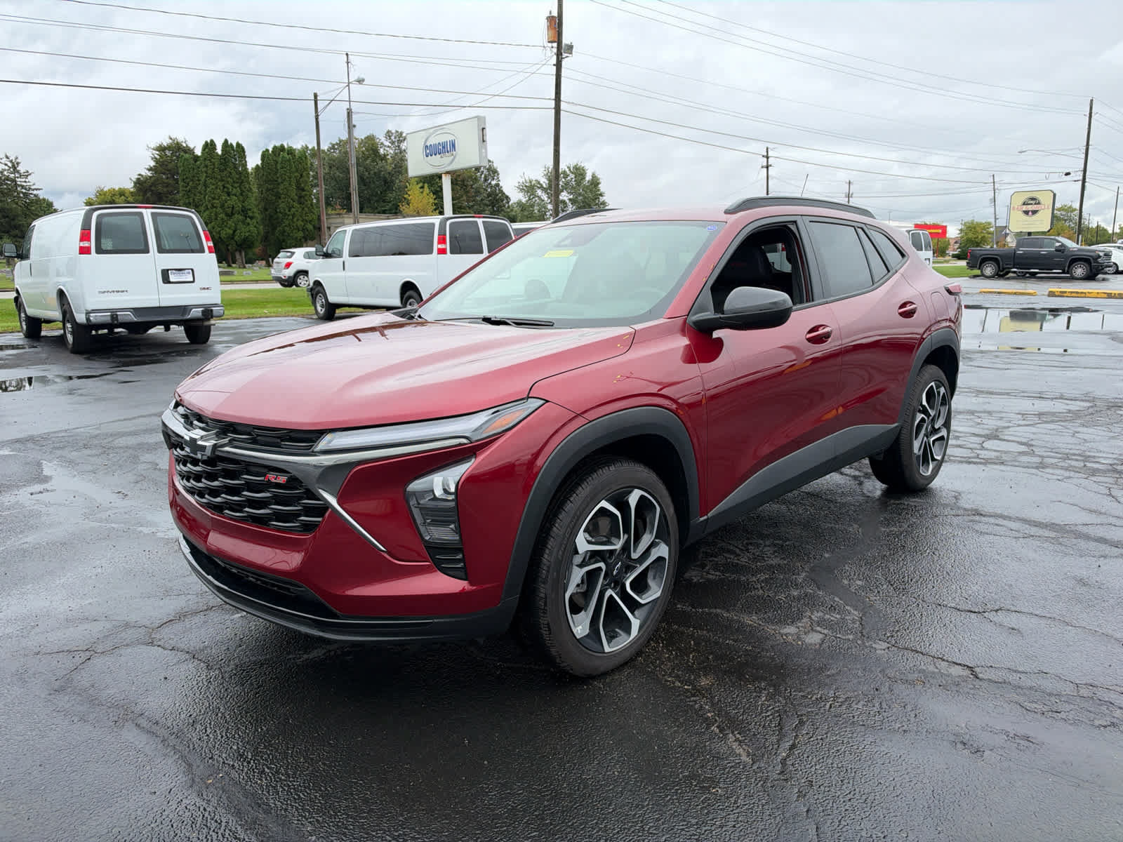 Certified 2025 Chevrolet Trax RS w/ Driver Confidence Package FWD image 1