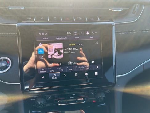 New 2025 Jeep Grand Cherokee Altitude RWD image 16