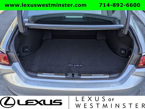 Certified 2025 Lexus ES 300h w/ Premium Package image 10