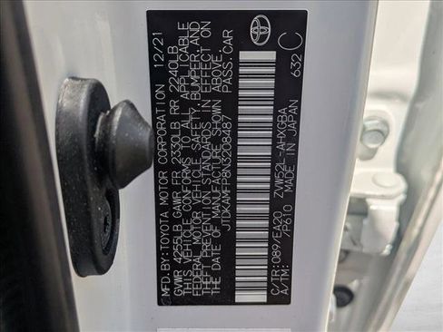 Certified 2022 Toyota Prius Prime XLE FWD image 24