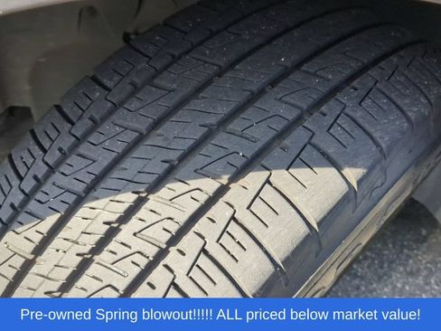 Used 2017 Ford Explorer XLT FWD image 7