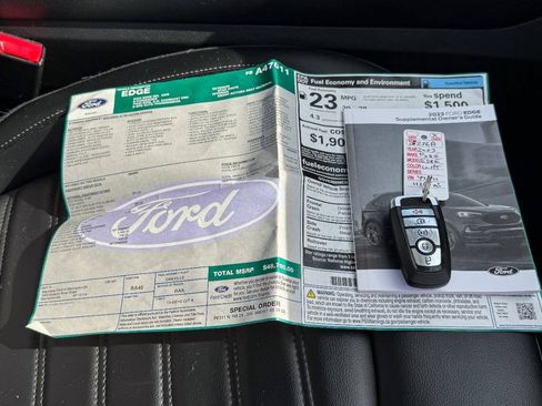 Used 2023 Ford Edge SEL w/ Convenience Package AWD/4WD image 37