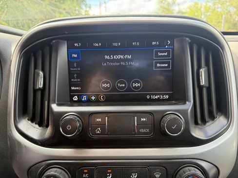 Used 2021 Chevrolet Colorado LT AWD/4WD image 26
