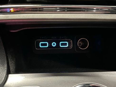 Used 2020 Jeep Grand Cherokee Altitude image 11