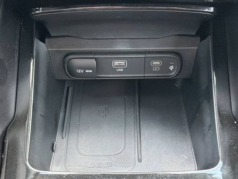 Used 2024 Kia Telluride S w/ S Sunroof Package FWD image 7